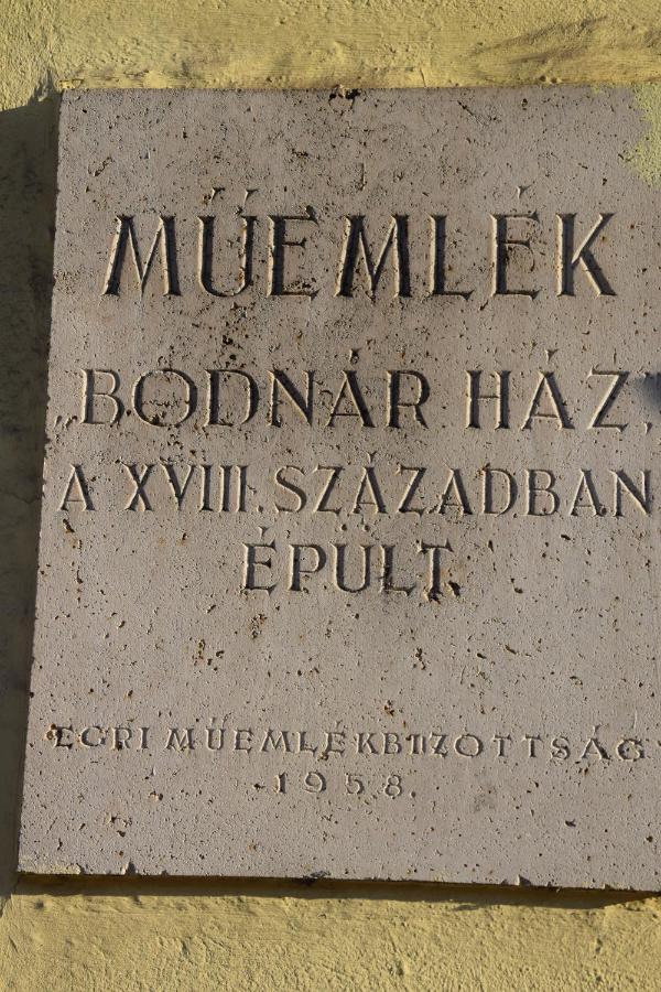 Hauser-Bodnar Haz Eger Buitenkant foto